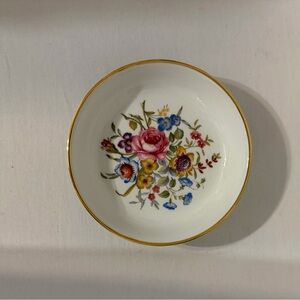 Avon 1982/Royal Worcester Floral Trinket Dish with Gold Trim